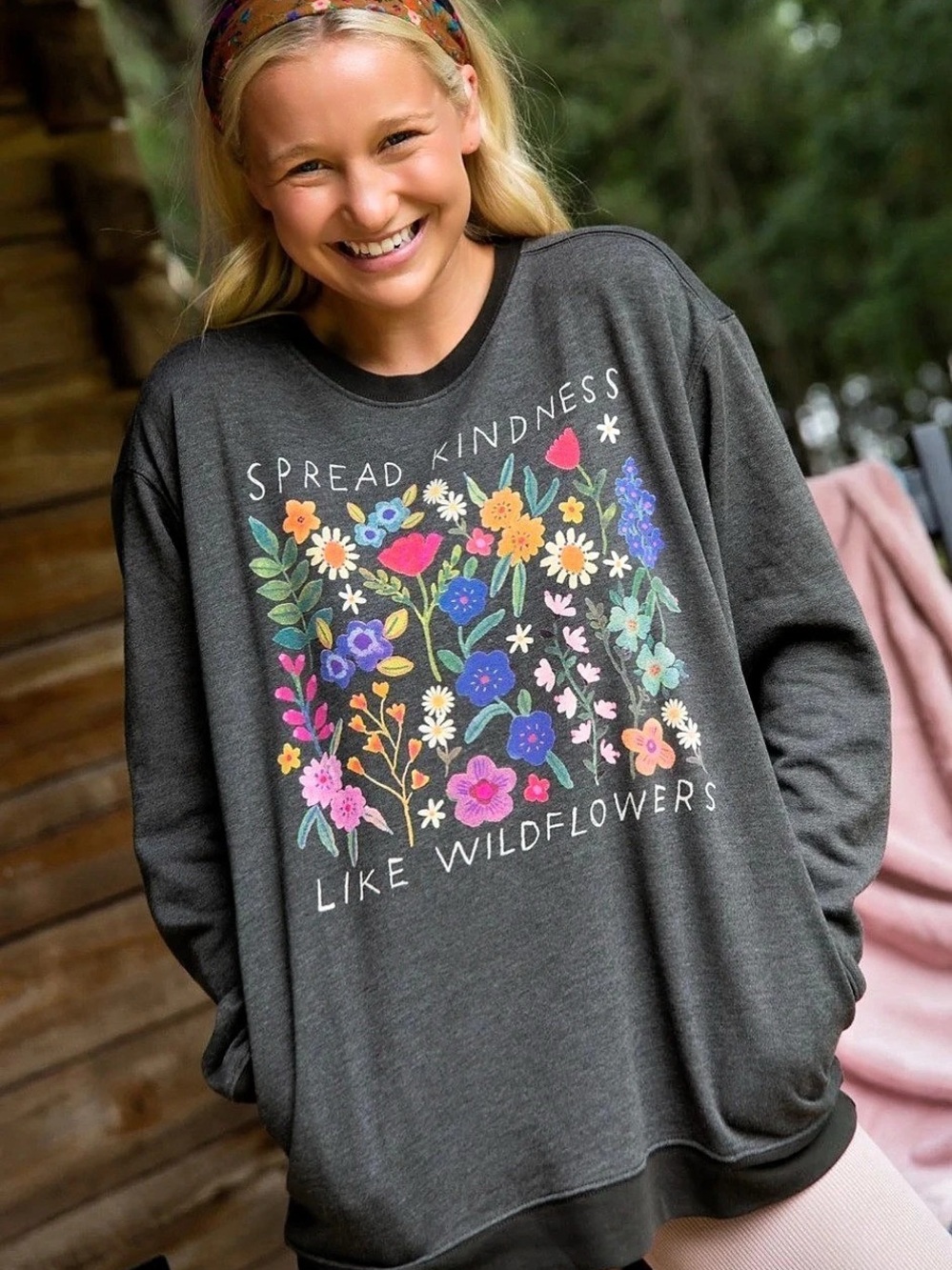 Natural Life Comfy Pocket Sweatshirt - Spread Kindness Floral Gray Medium, euc💐